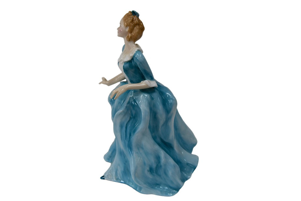 Royal Doulton Figurine "Yvonne" HN3038