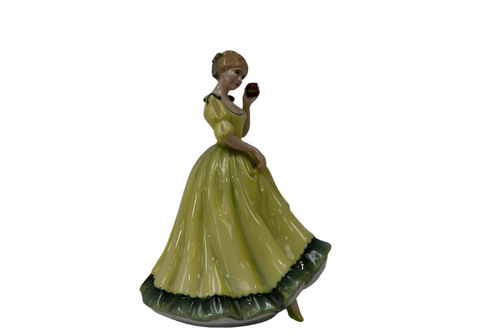 Royal Doulton Figurine "Paula" HN2906